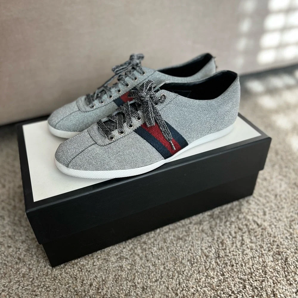 Gucci Silver Glitter Low-Top Sneakers with Navy & Red Web Stripe